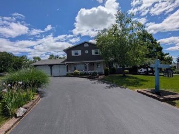 7845 CHAMBERS HILL ROAD, HARRISBURG, PA 17111