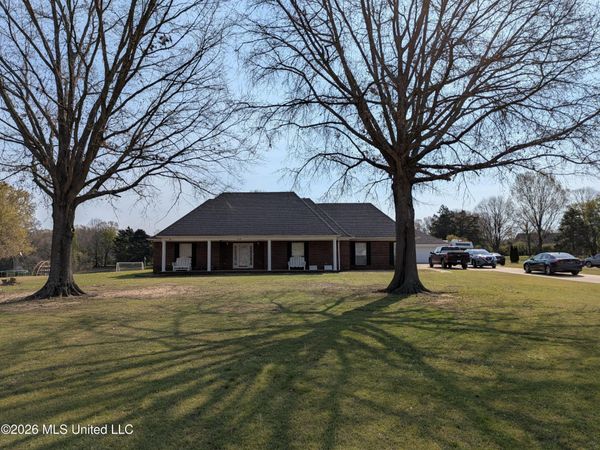 6110 Nellwood Drive, Olive Branch, MS 38654