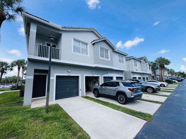 3025 Grandiflora Drive, Greenacres, FL 33467