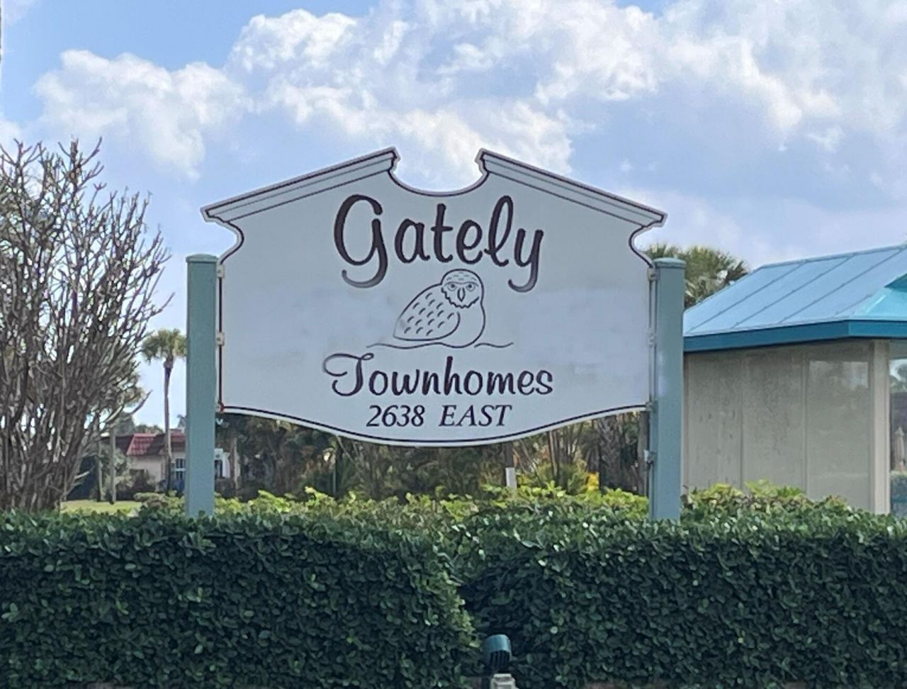 2638 E Gately Dr Drive E, Unit 31, West Palm Beach, FL 33415 Photo