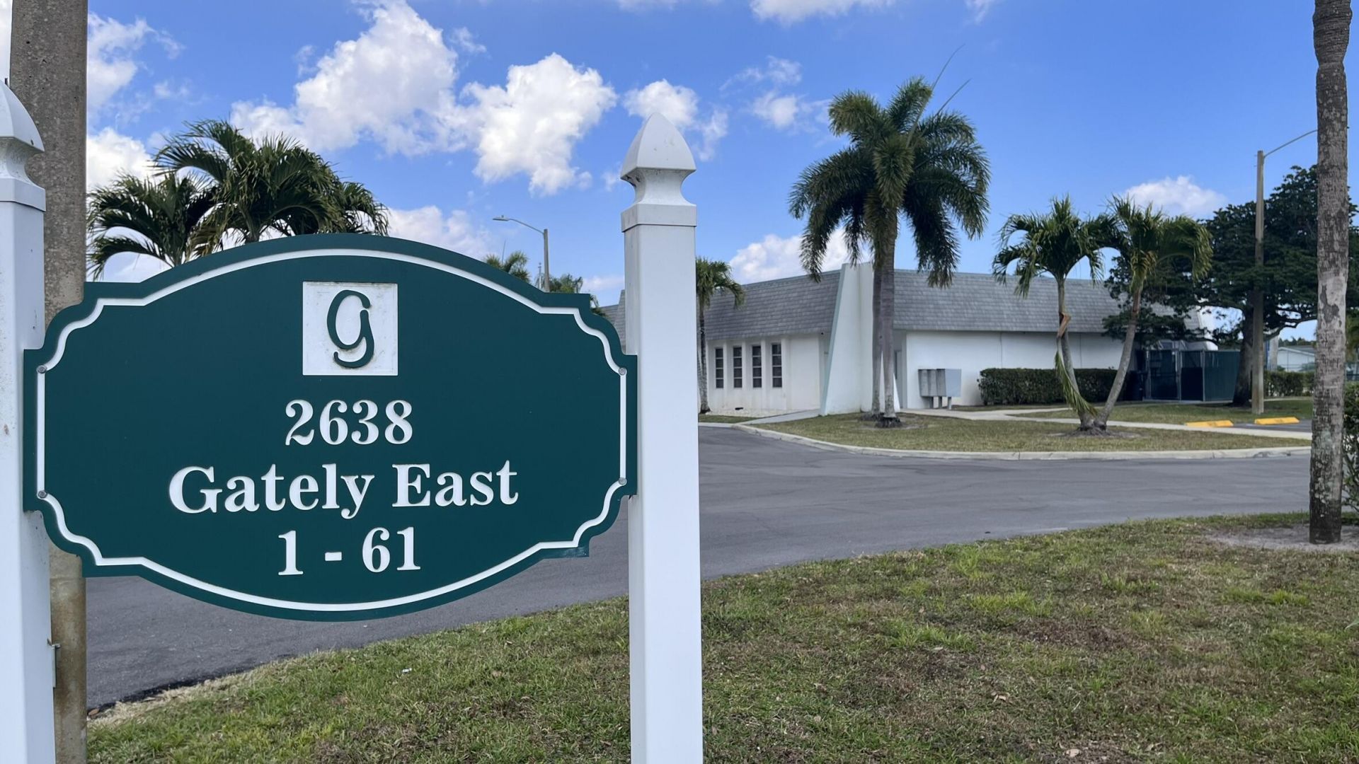 2638 E Gately Dr Drive E, Unit 31, West Palm Beach, FL 33415 Photo
