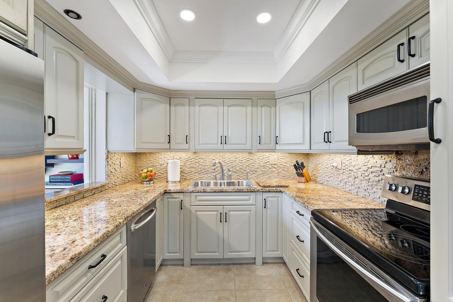 123 Lakeshore Drive, Unit 143, North Palm Beach, FL 33408 Photo