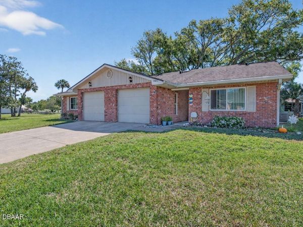 1402 Portobello Drive, Port Orange, FL 32127