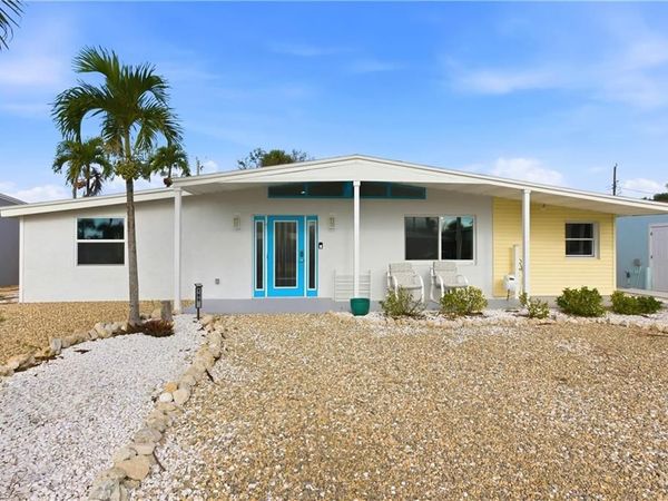 185 Hibiscus DR, FORT MYERS BEACH, FL 33931