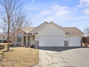 9242 Dunbar Knoll Circle N, Brooklyn Park, MN 55443