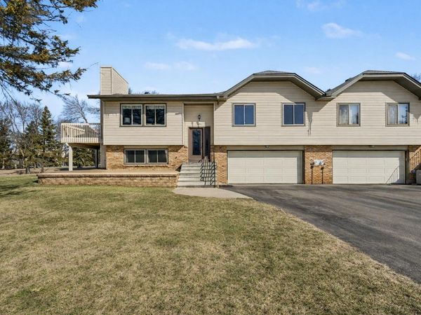 851 Sherwood Road, Shoreview, MN 55126