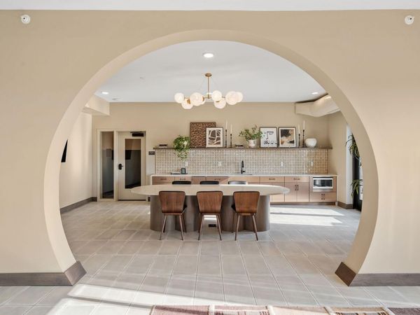 470 Lexington Parkway S, Unit 518, Saint Paul, MN 55105