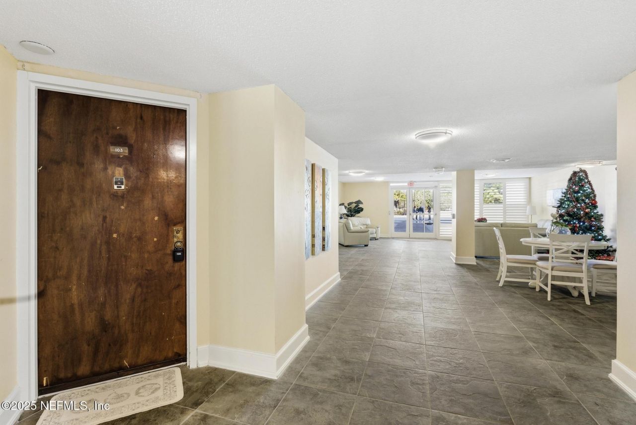 925 Halifax Avenue, Unit 0103, Daytona Beach, FL 32118 Photo