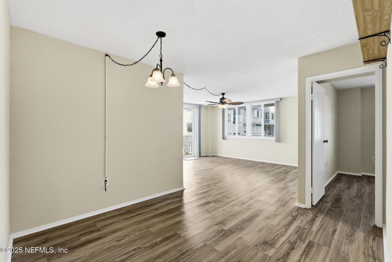 925 Halifax Avenue, Unit 0103, Daytona Beach, FL 32118 Photo