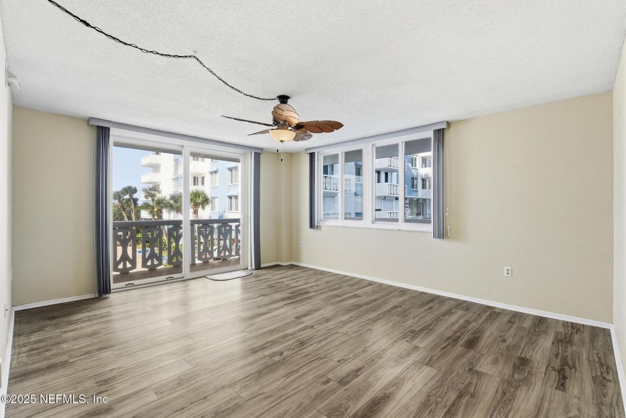 925 Halifax Avenue, Unit 0103, Daytona Beach, FL 32118 Photo