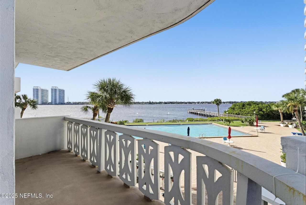 925 Halifax Avenue, Unit 0103, Daytona Beach, FL 32118 Photo