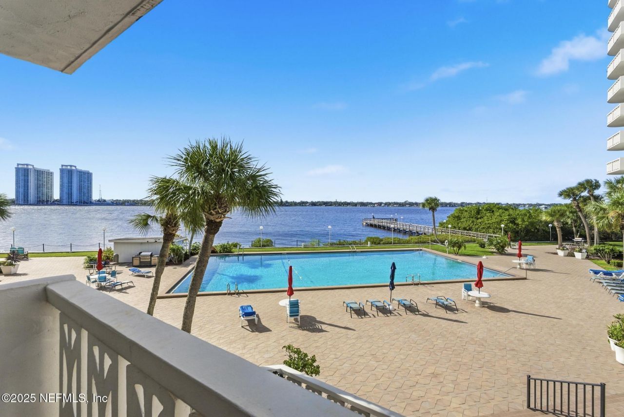 925 Halifax Avenue, Unit 0103, Daytona Beach, FL 32118 Photo