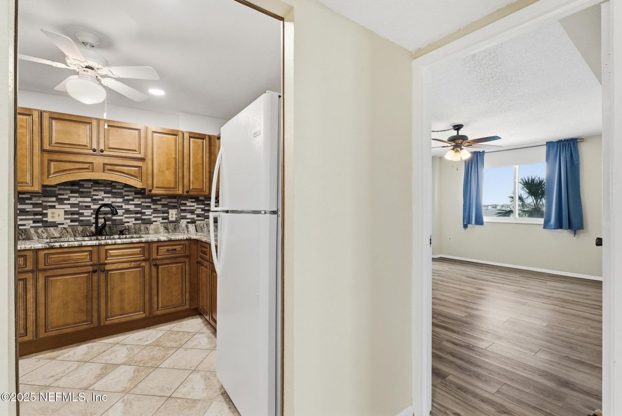 925 Halifax Avenue, Unit 0103, Daytona Beach, FL 32118 Photo