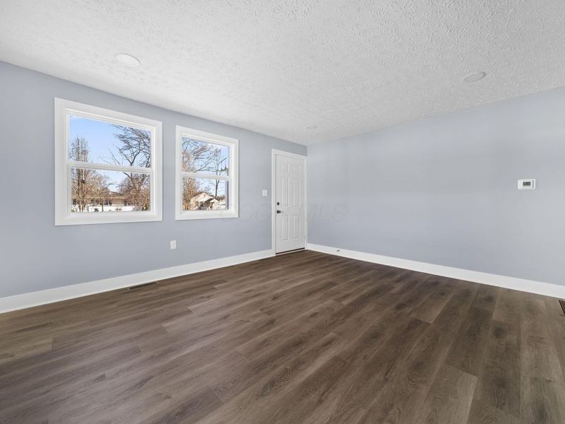 1885 Case Road, Columbus, OH 43224 Photo 10