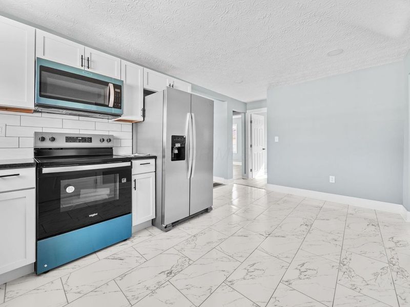 1885 Case Road, Columbus, OH 43224 Photo 14