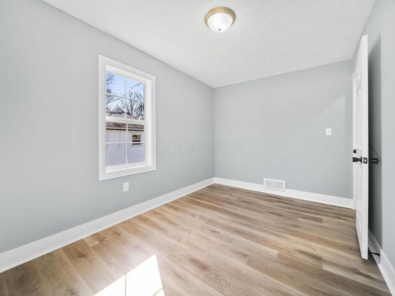 1885 Case Road, Columbus, OH 43224 Photo 27