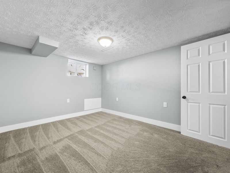 1885 Case Road, Columbus, OH 43224 Photo 30