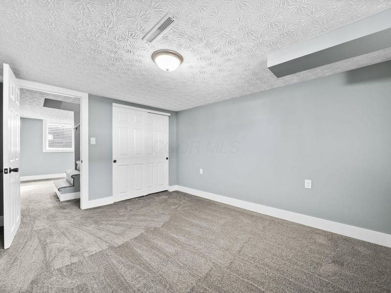 1885 Case Road, Columbus, OH 43224 Photo 32