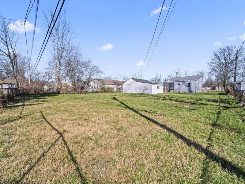 1885 Case Road, Columbus, OH 43224 Photo 40