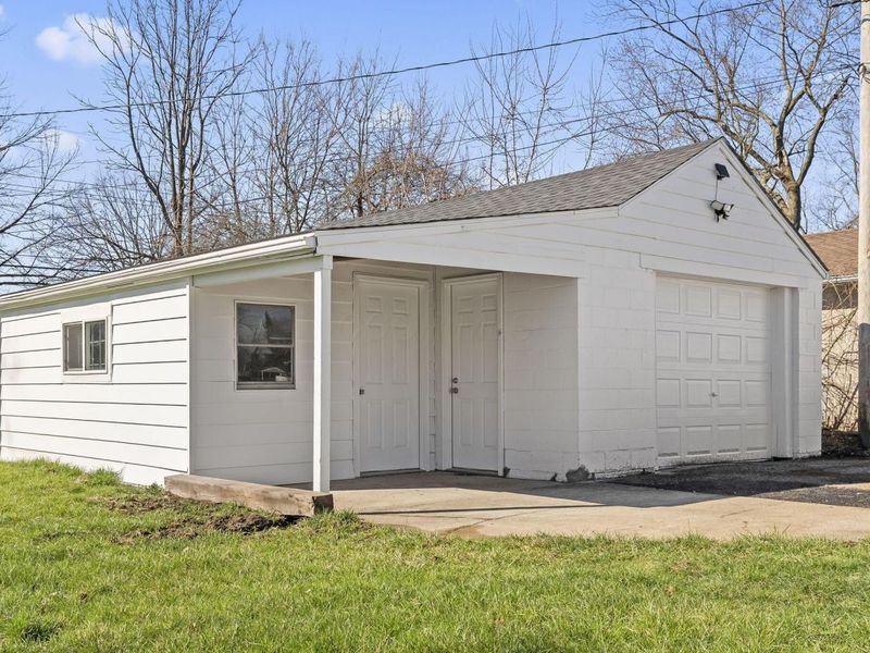 1885 Case Road, Columbus, OH 43224 Photo 44