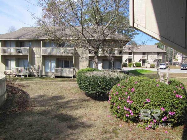 1050 N Seacliff Drive, Unit 1050, Daphne, AL 36526