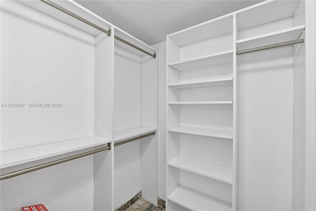 60 SW 13th St, Unit 1921, Miami, FL 33130 Photo