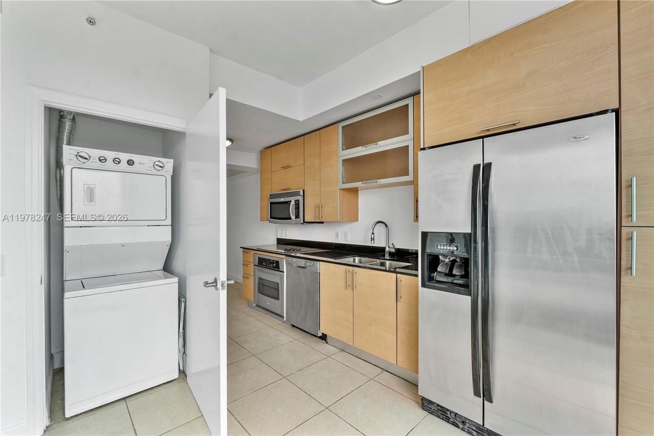 60 SW 13th St, Unit 1921, Miami, FL 33130 Photo