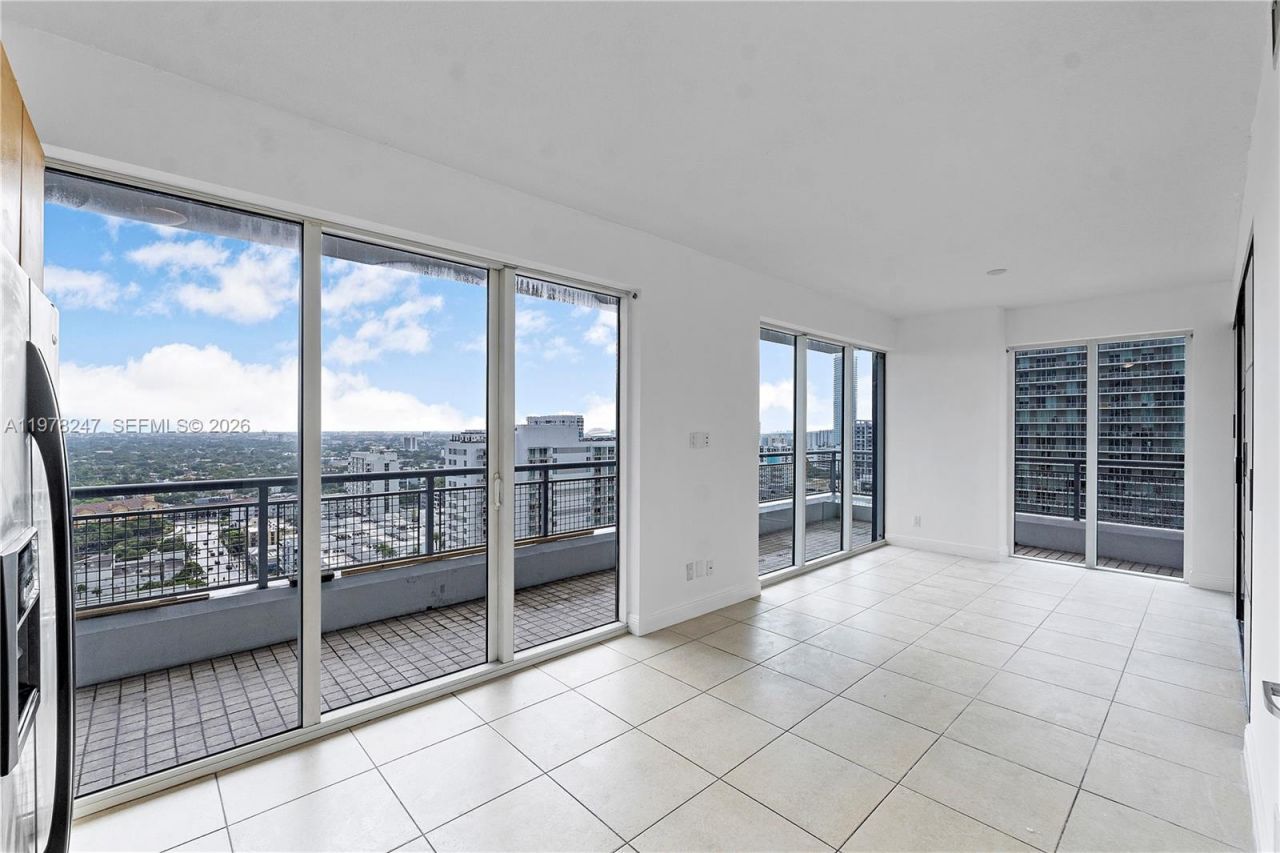 60 SW 13th St, Unit 1921, Miami, FL 33130 Photo