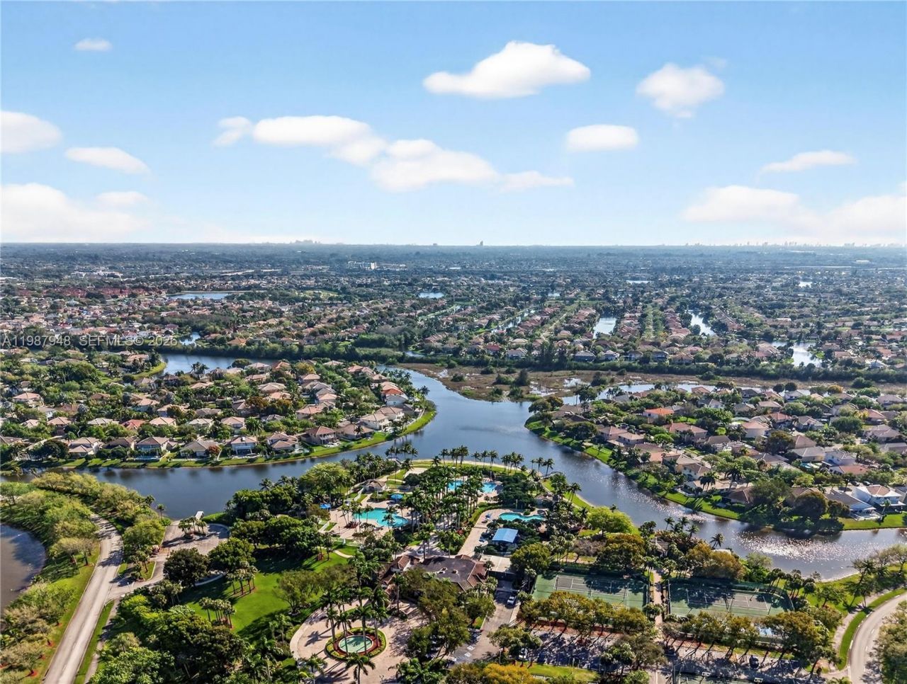 1511 NW 168th Ave, Pembroke Pines, FL 33028 Photo