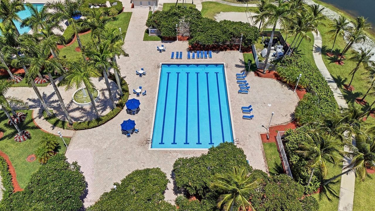 1511 NW 168th Ave, Pembroke Pines, FL 33028 Photo