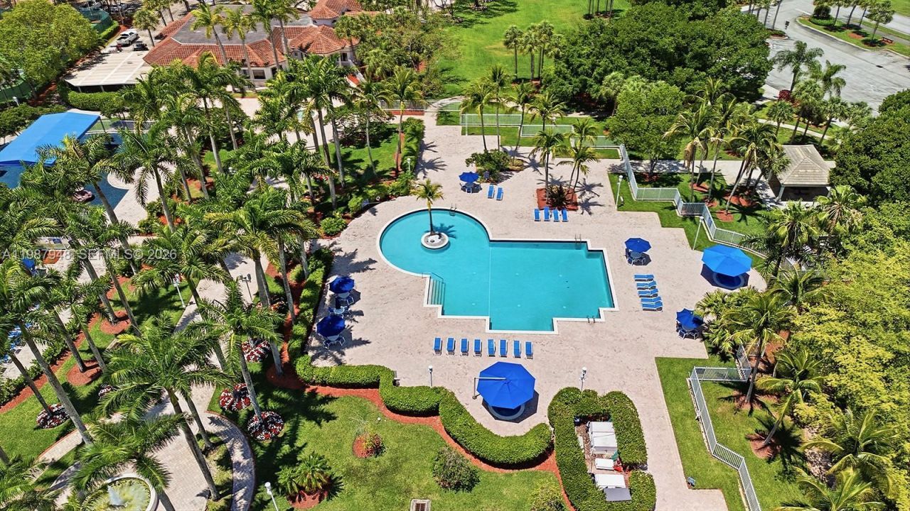 1511 NW 168th Ave, Pembroke Pines, FL 33028 Photo