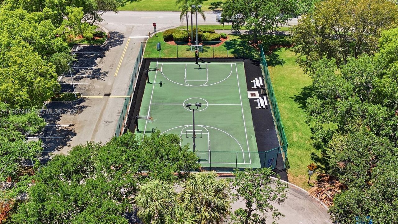 1511 NW 168th Ave, Pembroke Pines, FL 33028 Photo