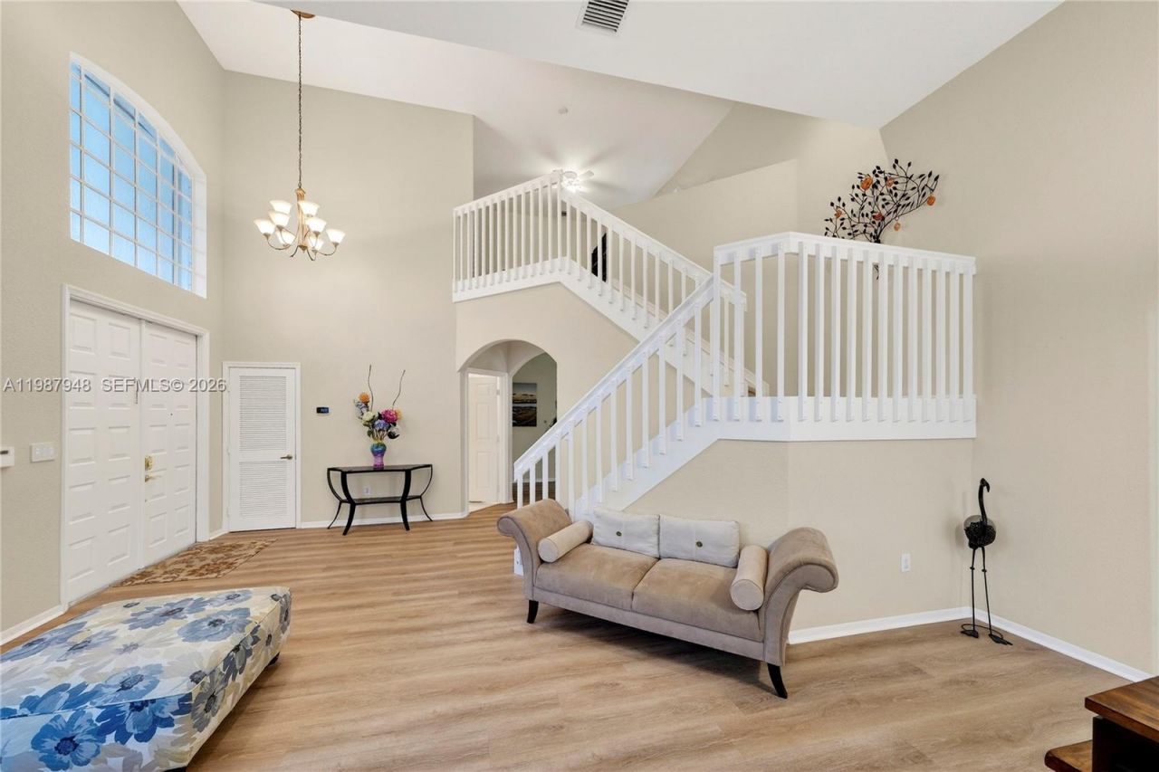1511 NW 168th Ave, Pembroke Pines, FL 33028 Photo