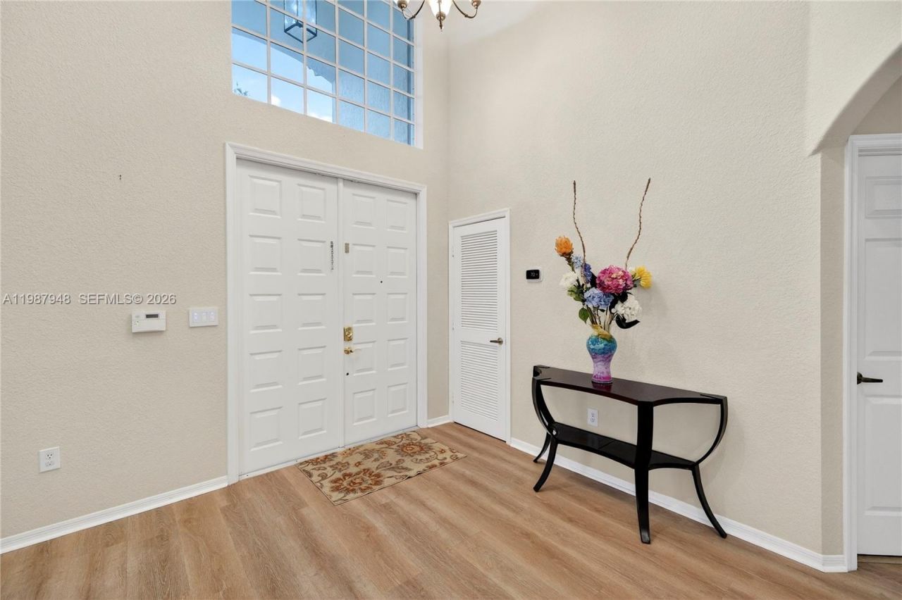 1511 NW 168th Ave, Pembroke Pines, FL 33028 Photo