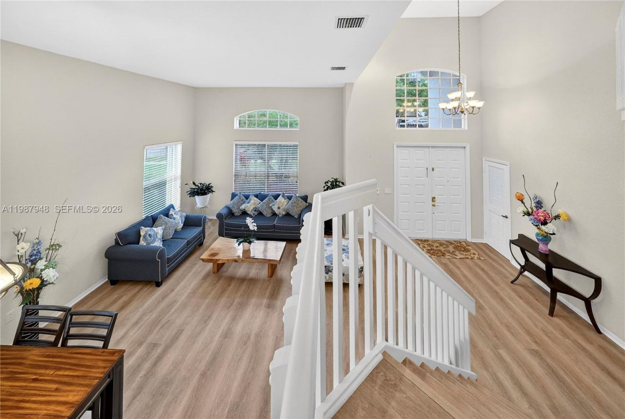 1511 NW 168th Ave , Pembroke Pines, FL 33028 Photo