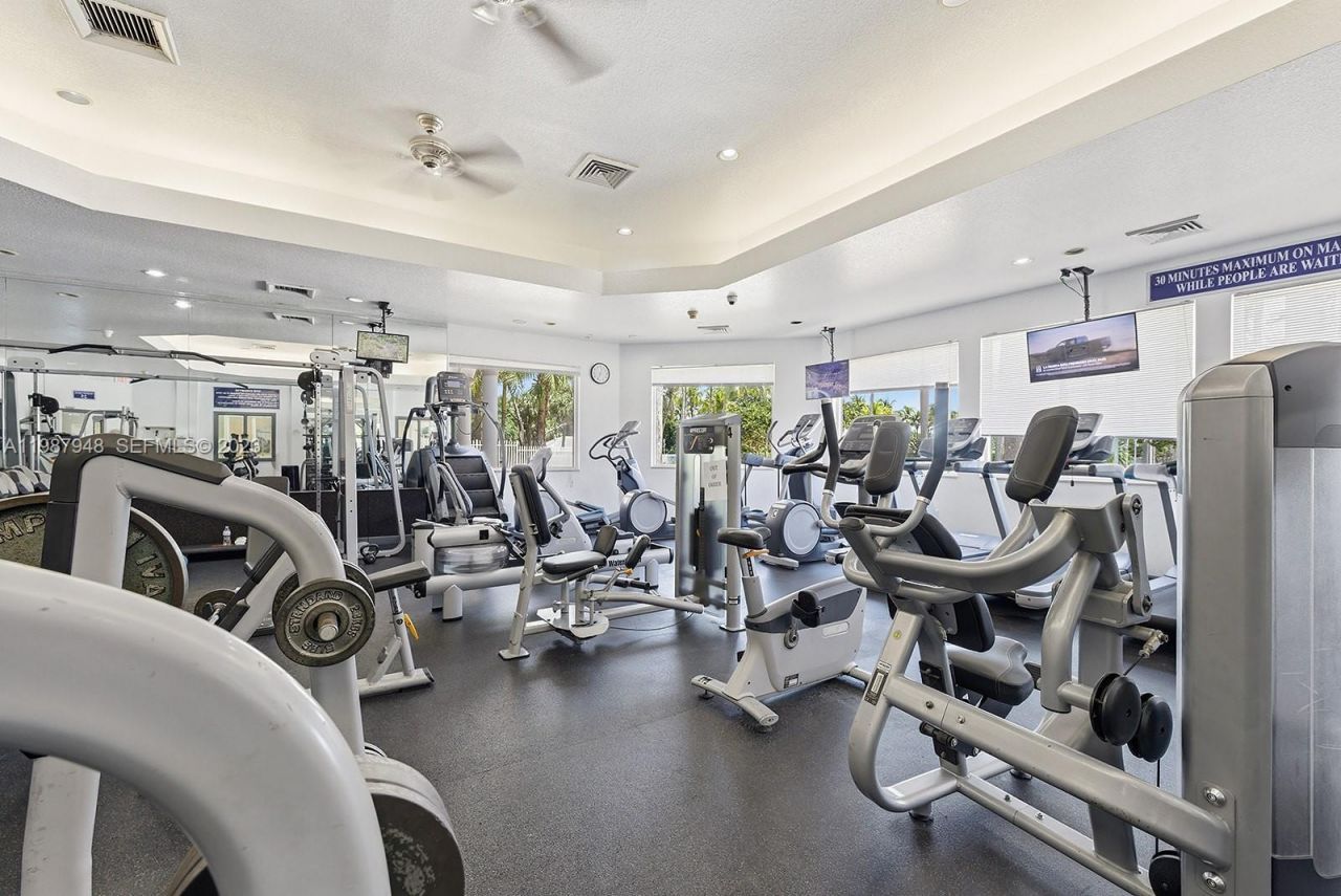 1511 NW 168th Ave, Pembroke Pines, FL 33028 Photo