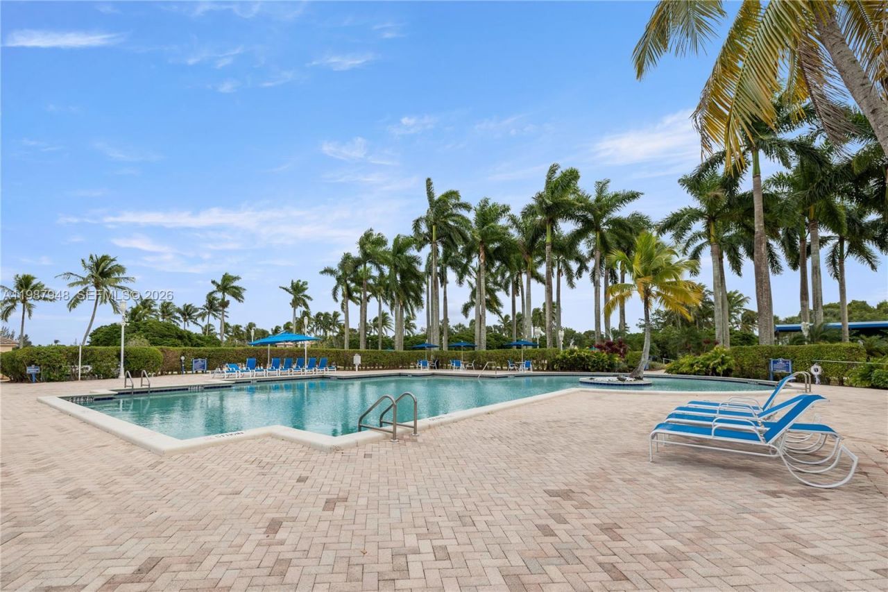 1511 NW 168th Ave, Pembroke Pines, FL 33028 Photo