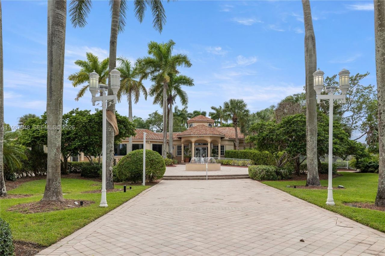 1511 NW 168th Ave, Pembroke Pines, FL 33028 Photo