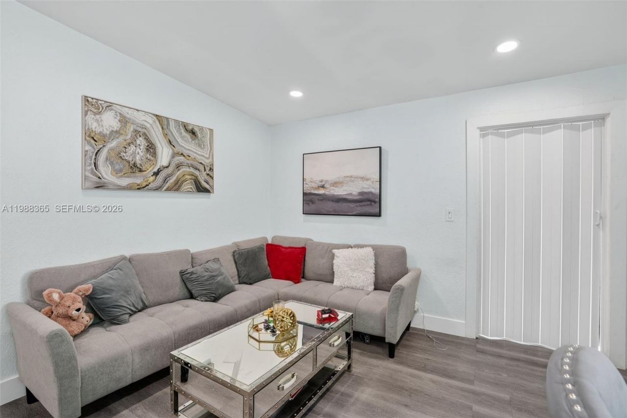 2001 Rutland St, Opa Locka, FL 33054 Photo