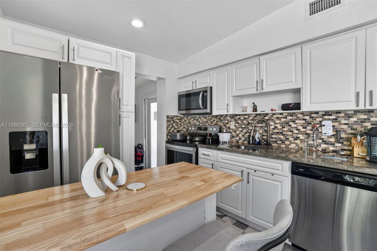 2001 Rutland St, Opa Locka, FL 33054 Photo