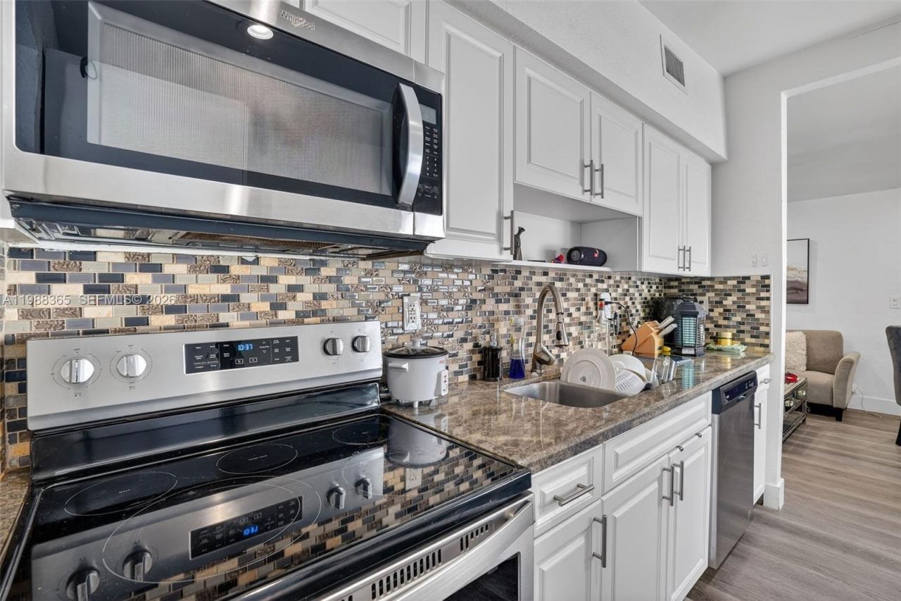 2001 Rutland St, Opa Locka, FL 33054 Photo