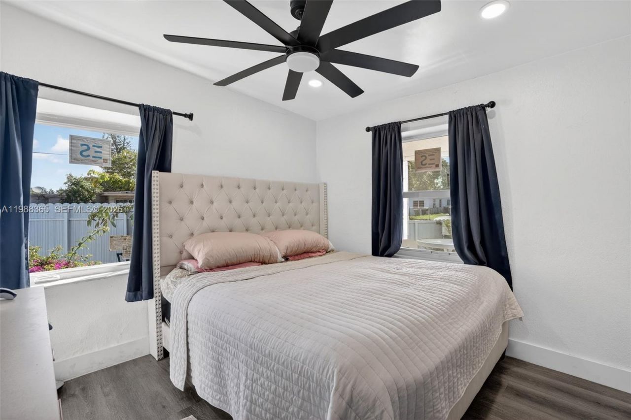 2001 Rutland St, Opa Locka, FL 33054 Photo