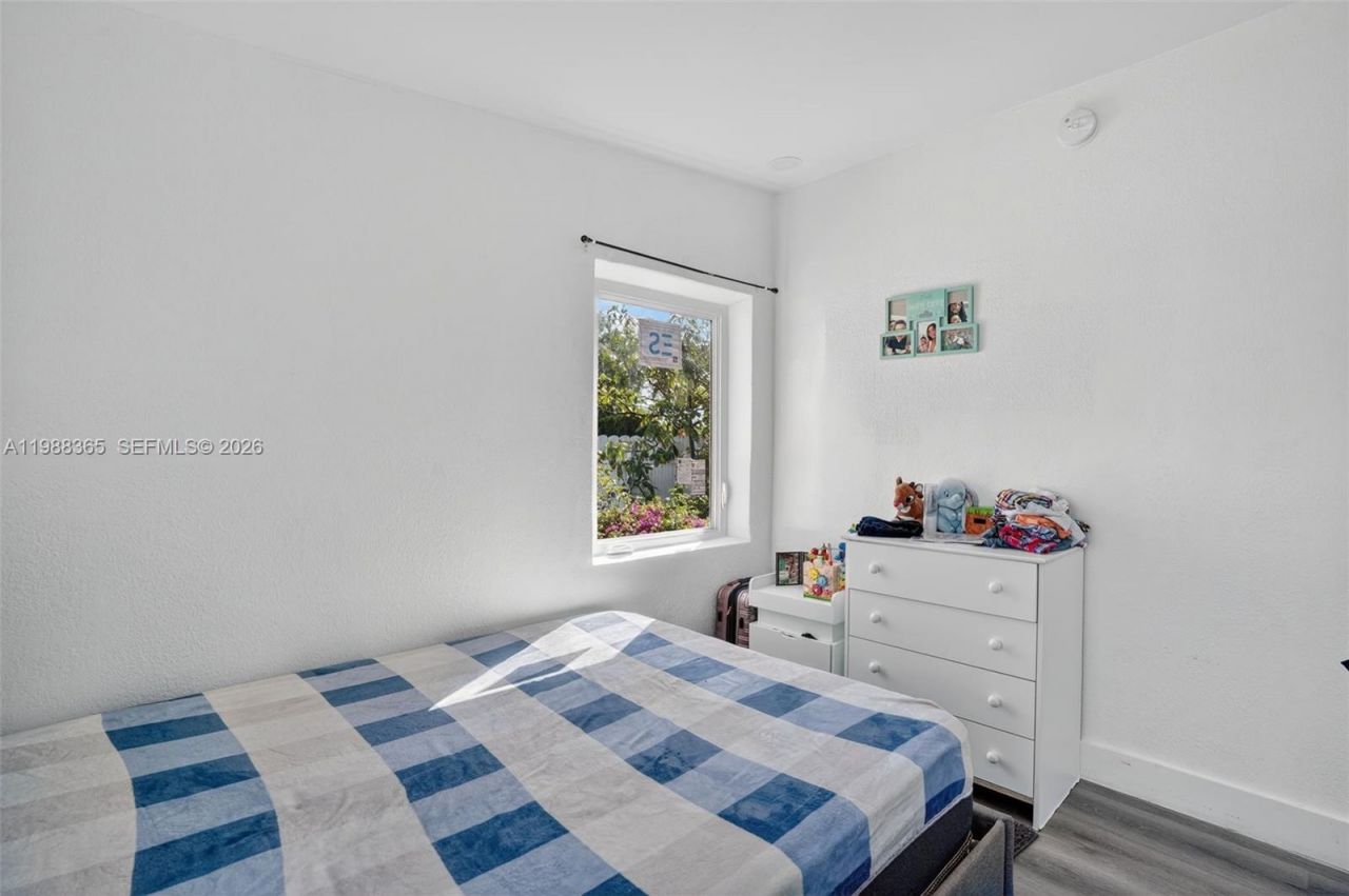 2001 Rutland St, Opa Locka, FL 33054 Photo