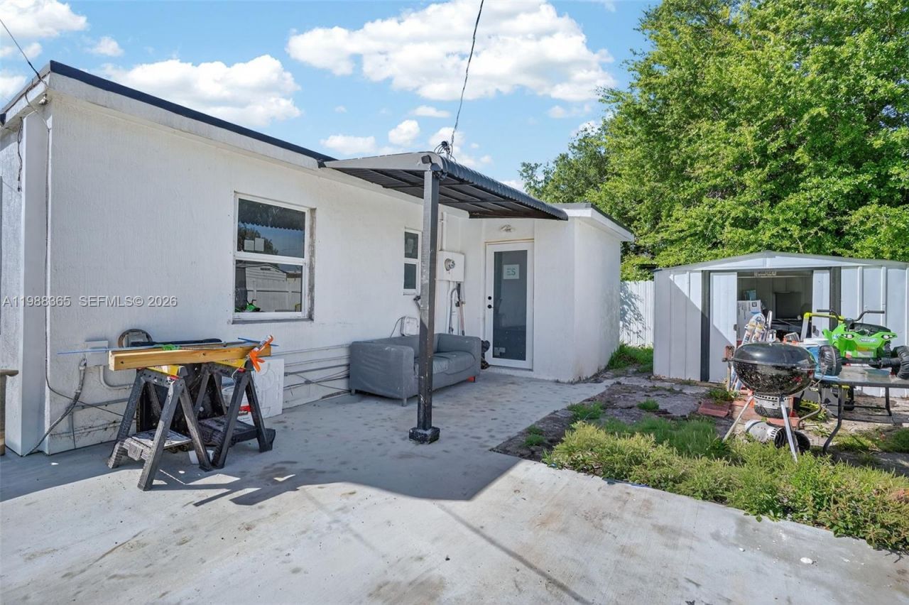 2001 Rutland St, Opa Locka, FL 33054 Photo