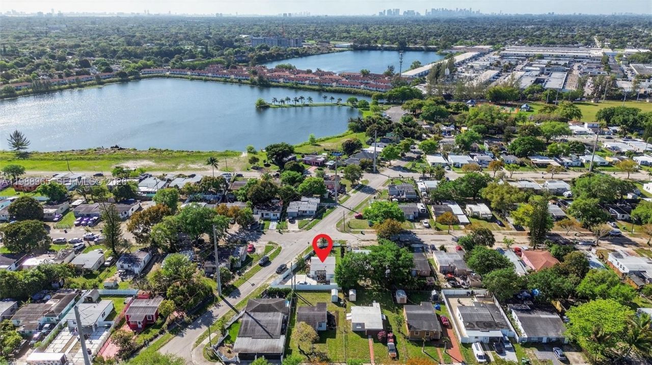 2001 Rutland St, Opa Locka, FL 33054 Photo