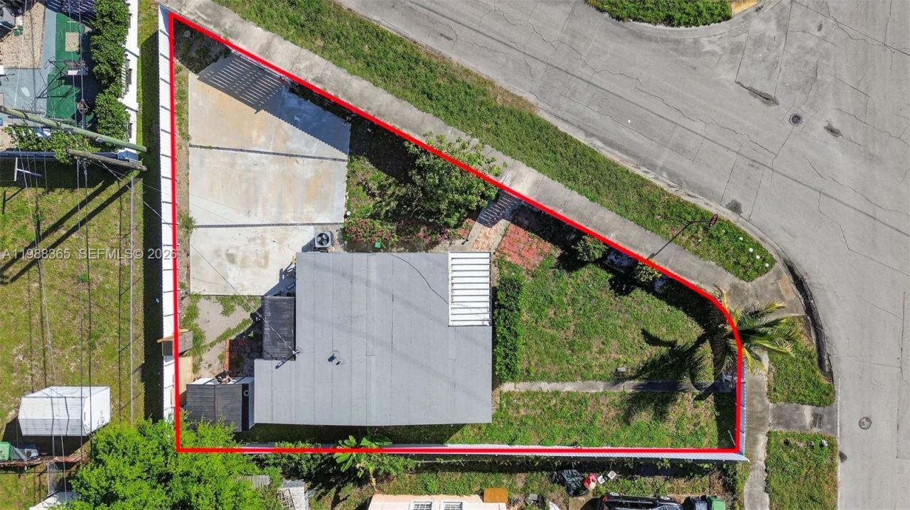 2001 Rutland St, Opa Locka, FL 33054 Photo