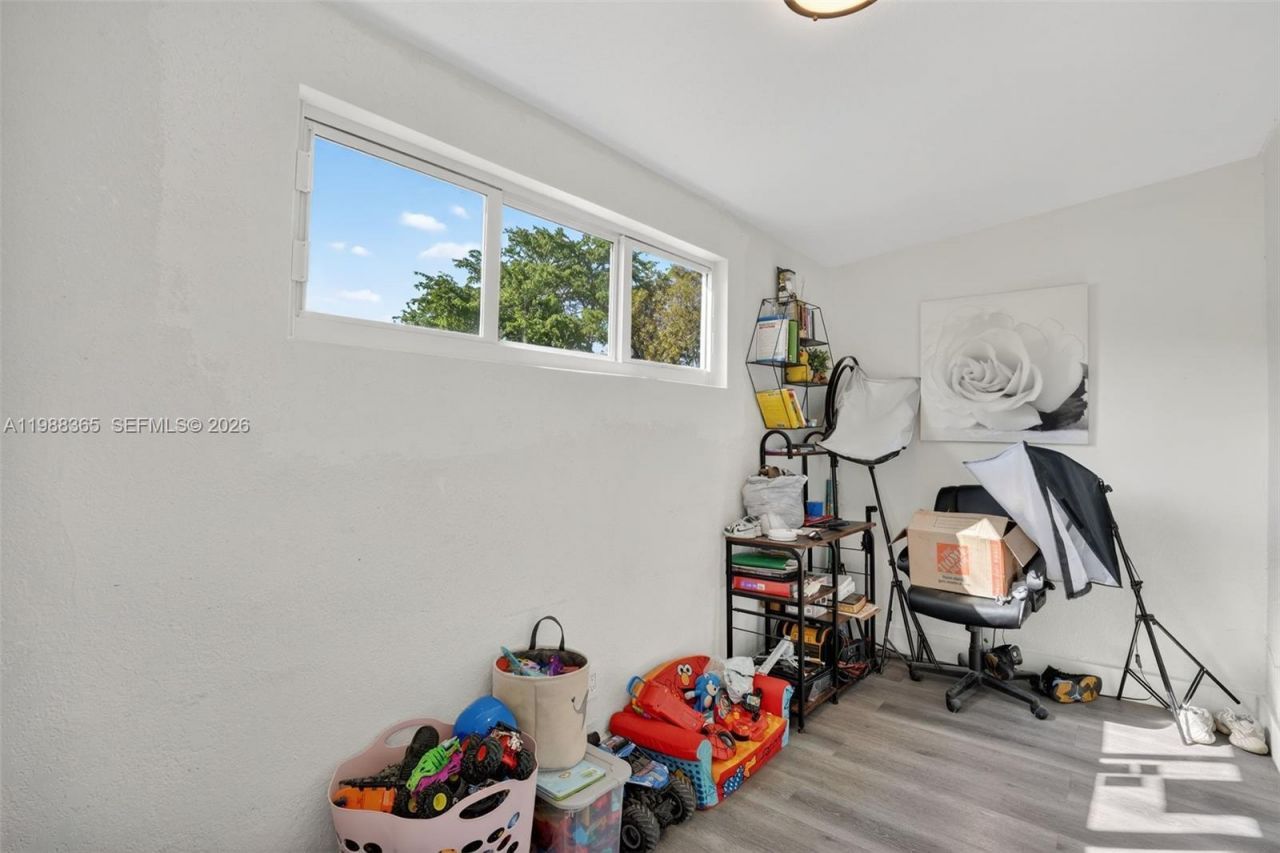 2001 Rutland St, Opa Locka, FL 33054 Photo