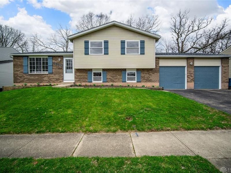 5330 Gander Road, Huber Heights, OH 45424 Photo 1