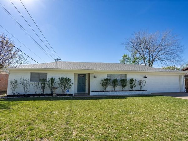 7808 Chantilly Lane, Fort Worth, TX 76134