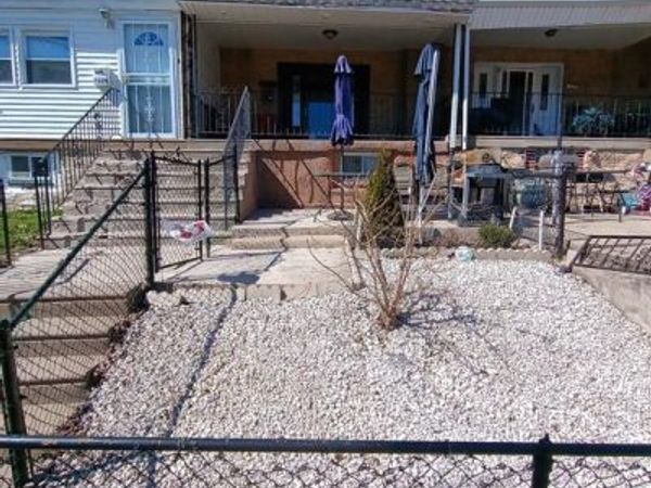 7327 DICKS AVENUE, PHILADELPHIA, PA 19153